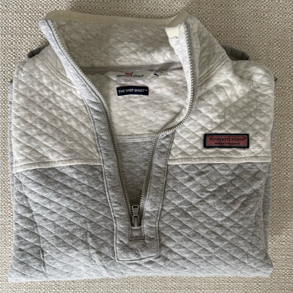 Vineyard Vines Two-Tone Quilted Pullover